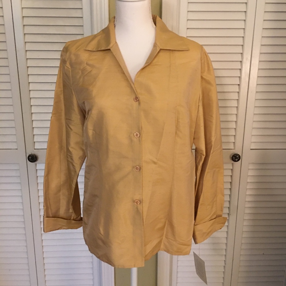 Worthington Silk Classy Elegant Button Down Shirt